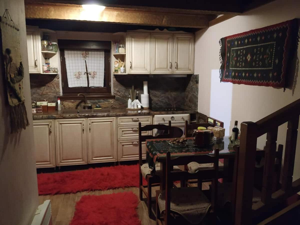 Παραδοσιακή Πέτρινη Κατοικία Στην Βλάχα Ελάτης Экстерьер фото