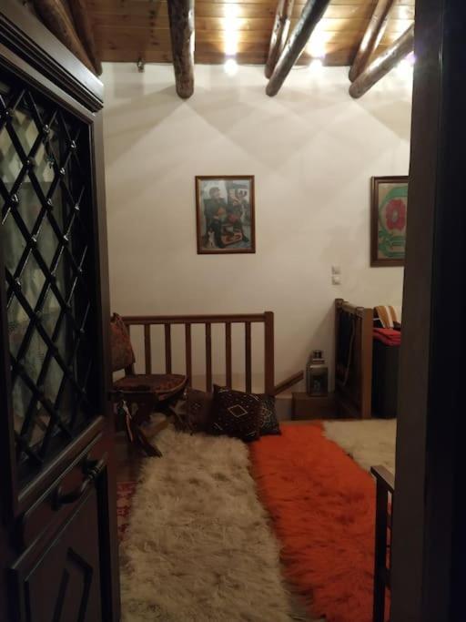 Παραδοσιακή Πέτρινη Κατοικία Στην Βλάχα Ελάτης Экстерьер фото